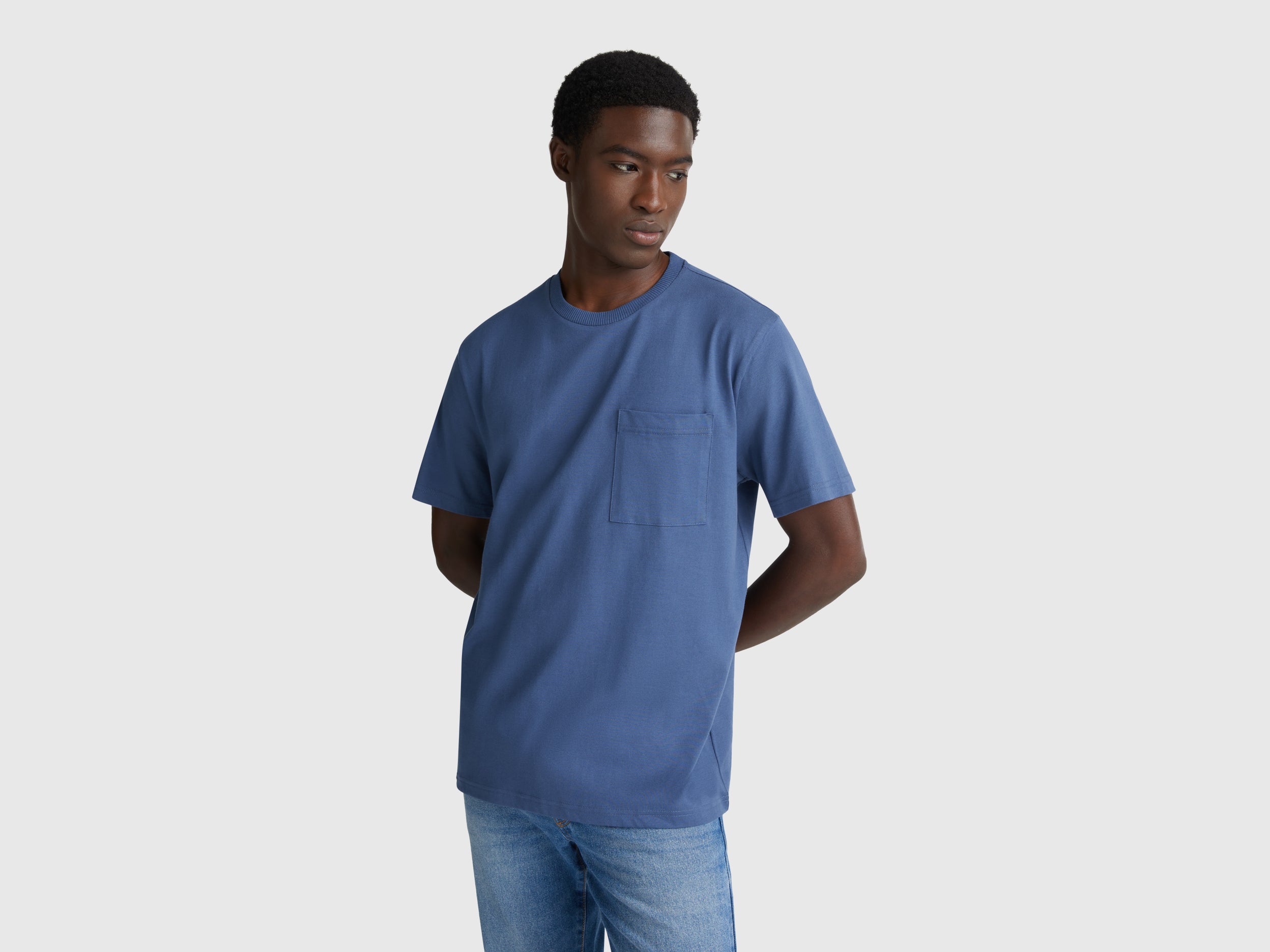 T-shirt em algodão com bolso pequeno - ucb_image_F
