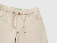 Bermudas em twill stretch - ucb_image_DS1