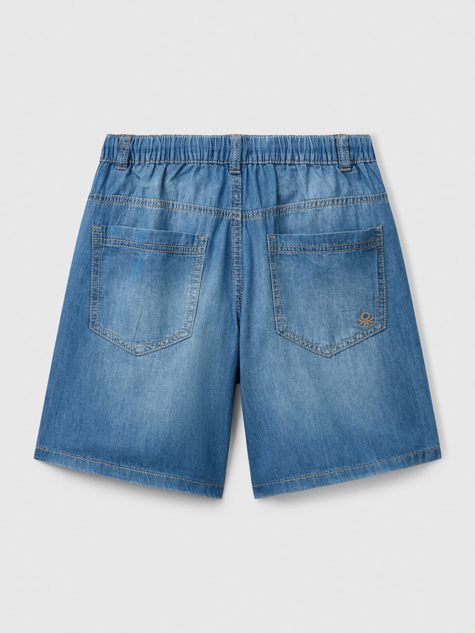 Bermuda shorts in chambray - ucb_image_BS