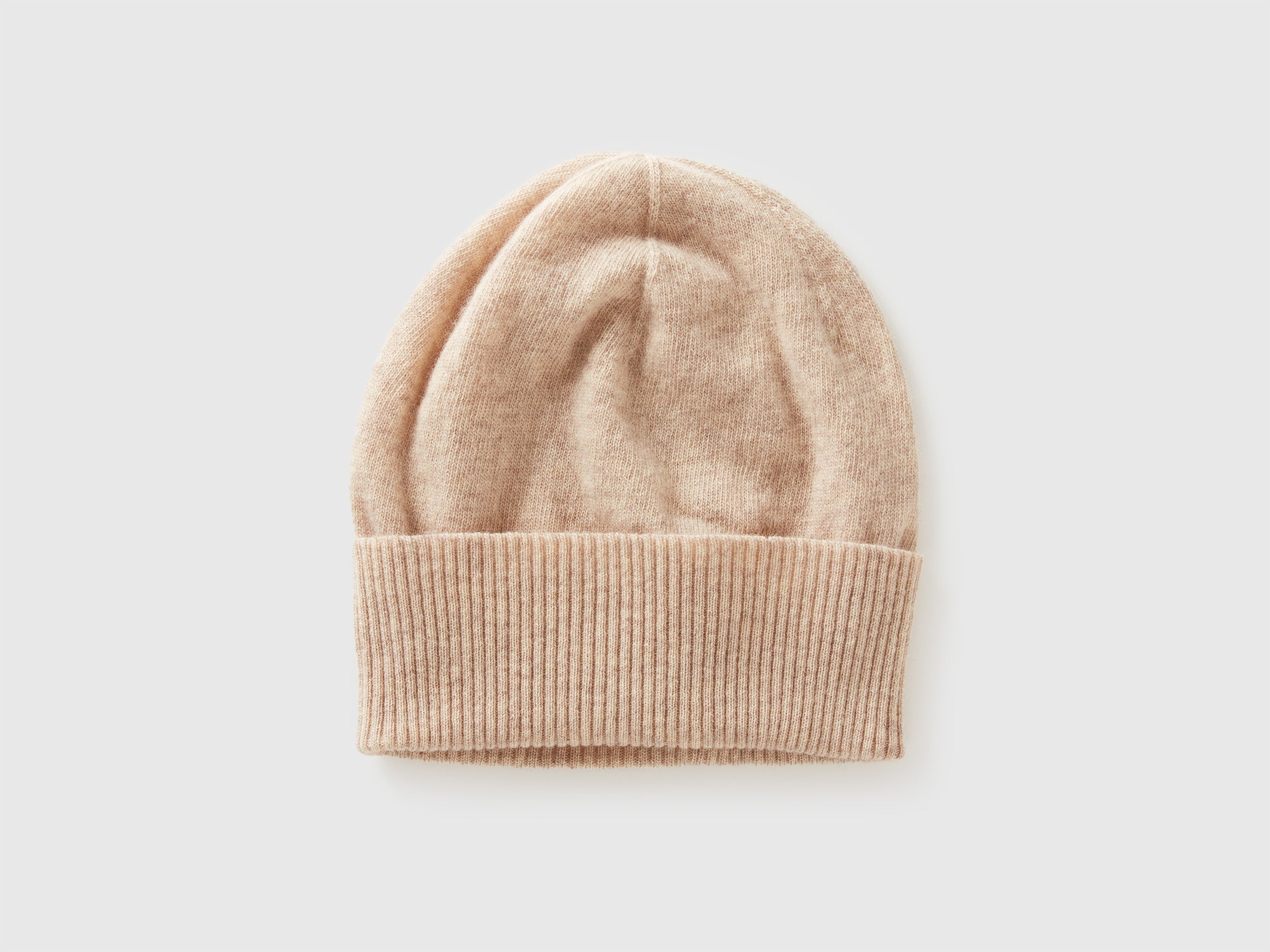 Gorro bege em pura lã Merino - ucb_image_FS