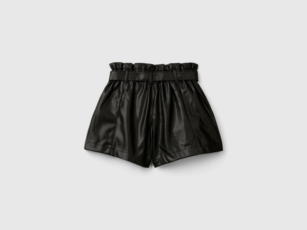 Shorts em tecido efeito pele - ucb_image_BS