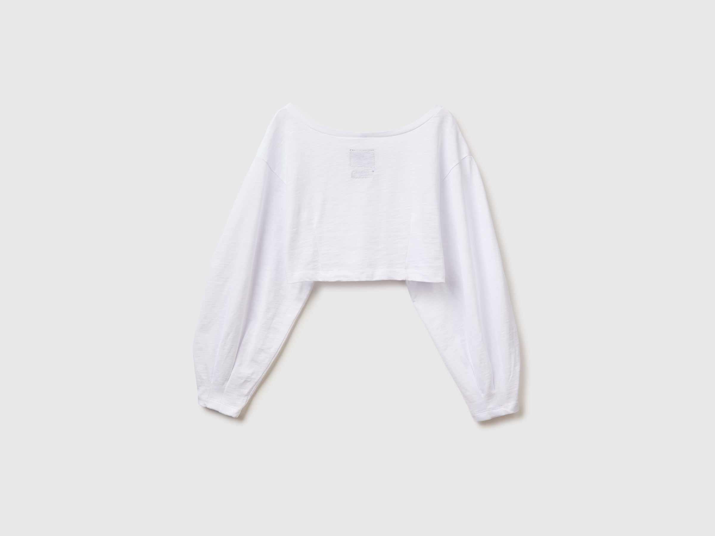 Cropped balloon sleeve T-shirt