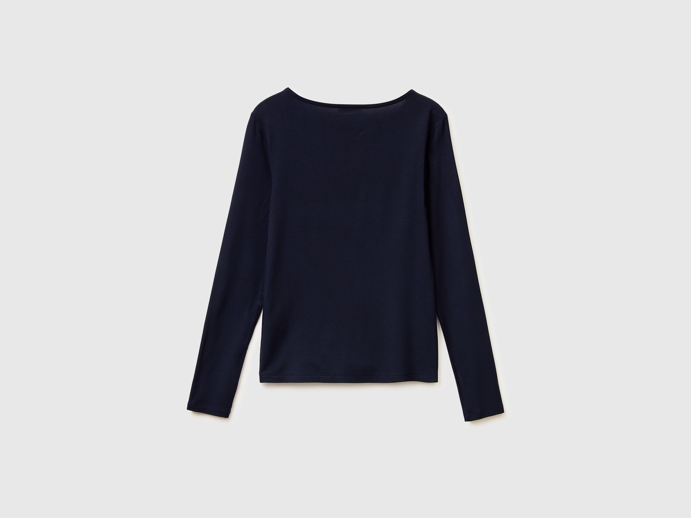 Boat-neck T-shirt - ucb_image_BS