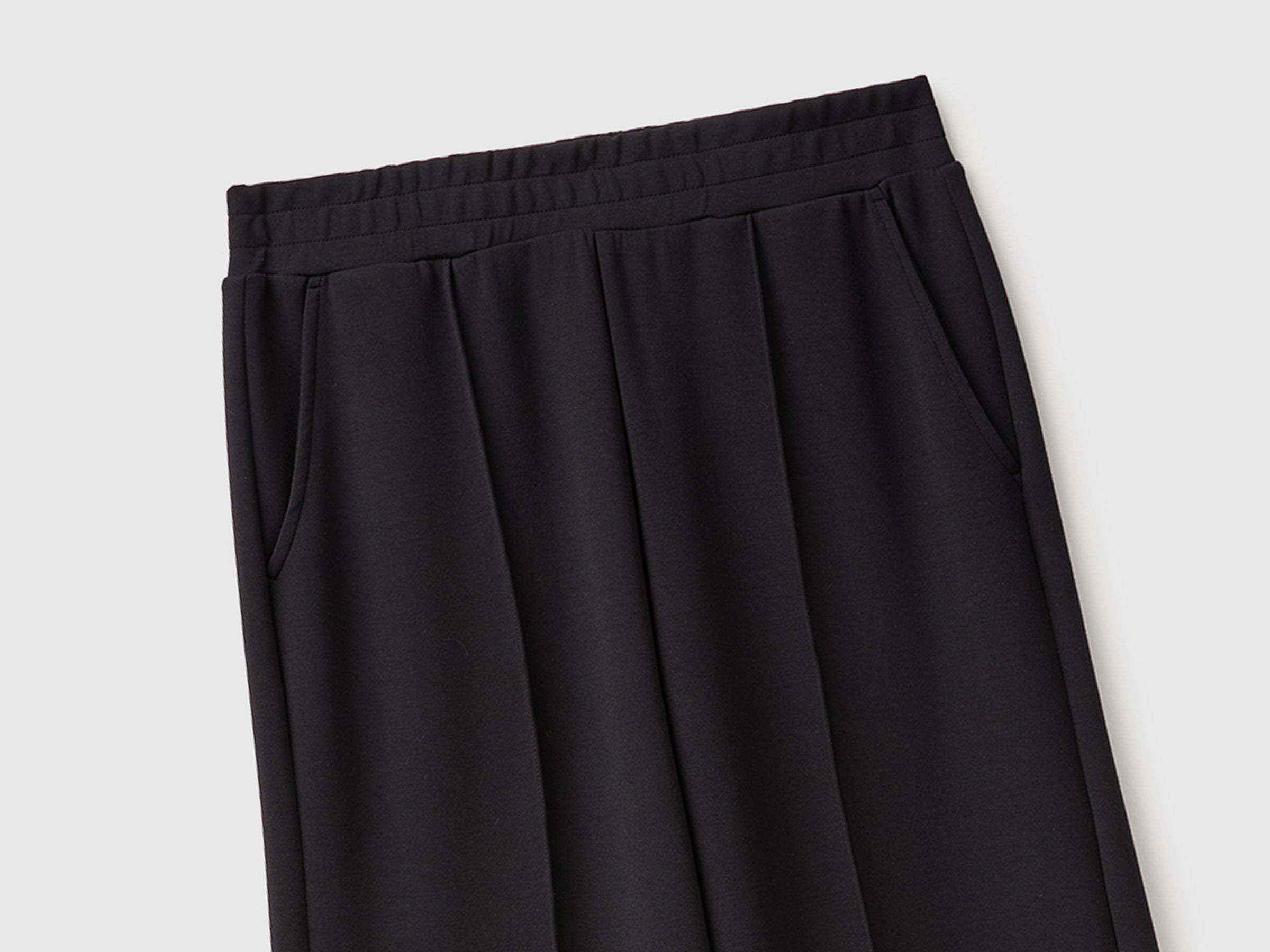 Calças fluidas comfort fit - ucb_image_FY