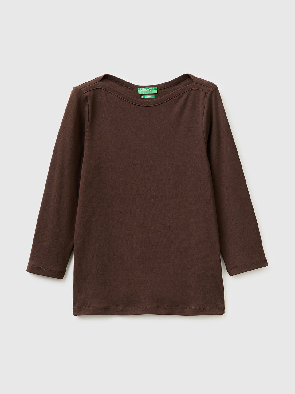 Slim fit t-shirt with boat neck - ucb_image_FS