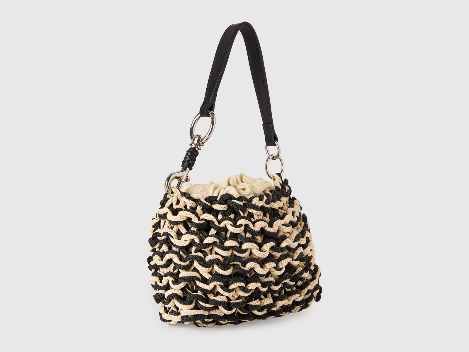 Hobo bag entrelaçada - ucb_image_BS