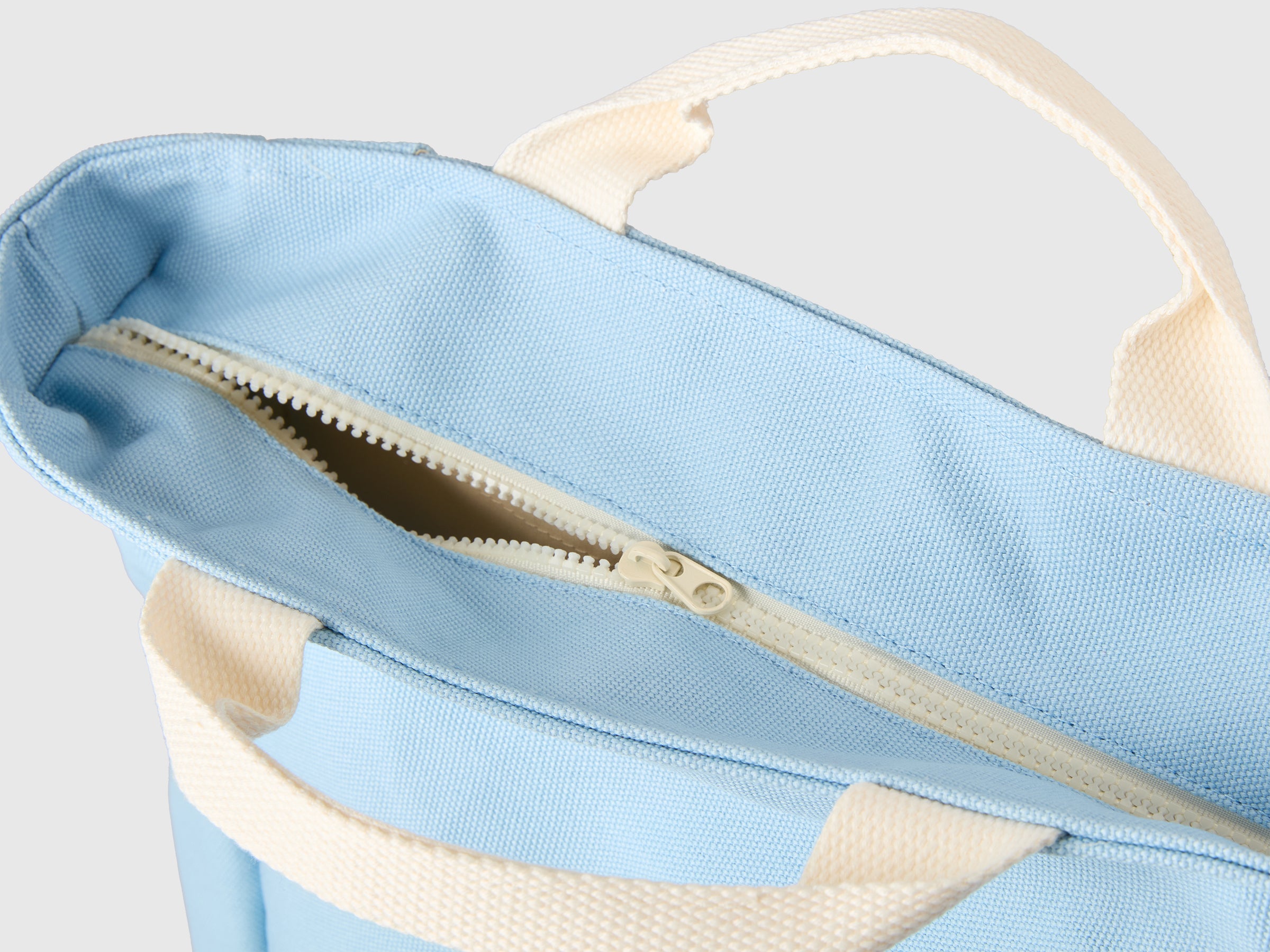 Bolsa mochila azul-claro - ucb_image_DS1