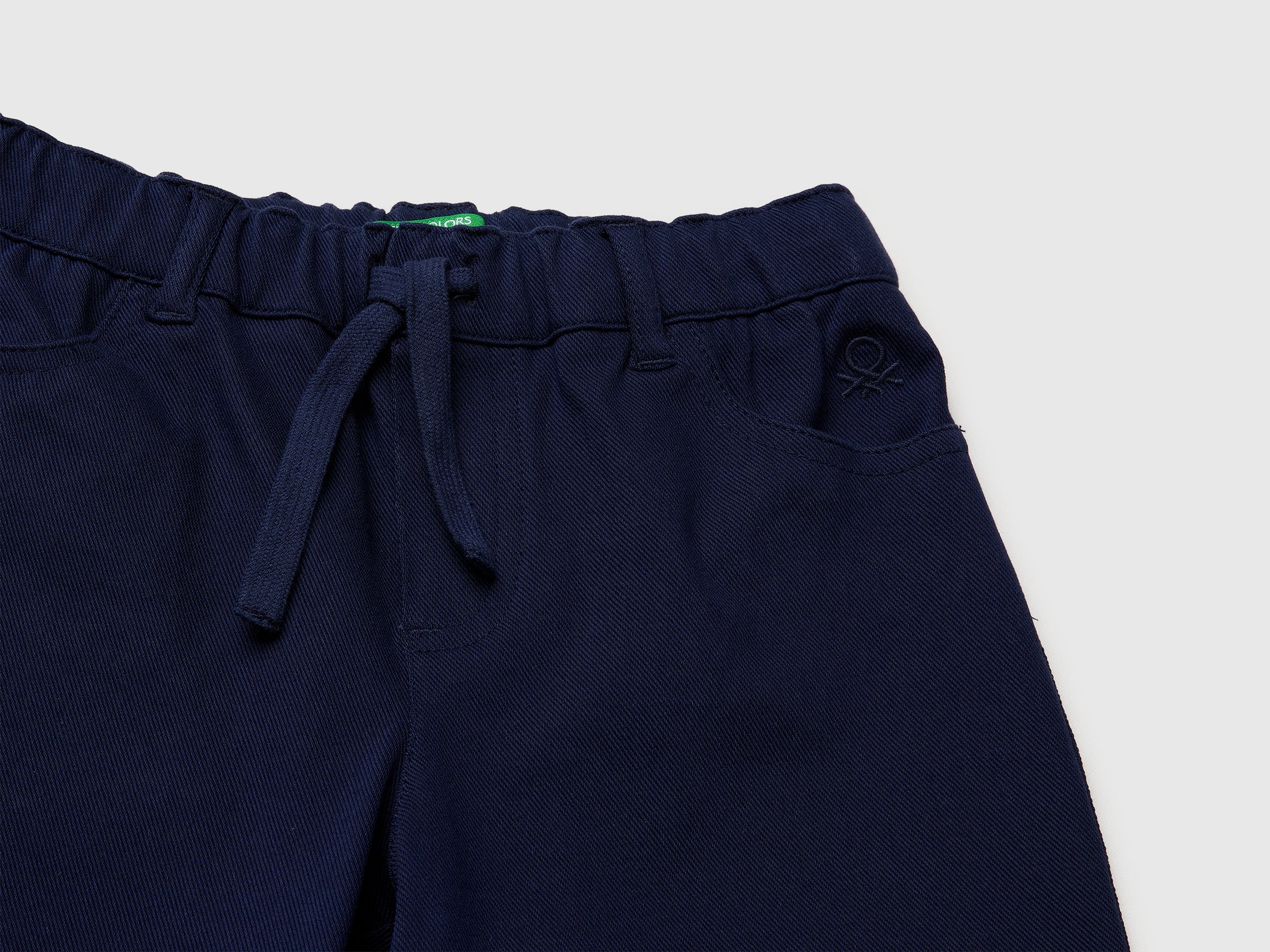 Stretch twill Bermuda shorts - ucb_image_DS1