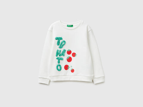 Closed sweatshirt with embroidery - ucb_image_FS