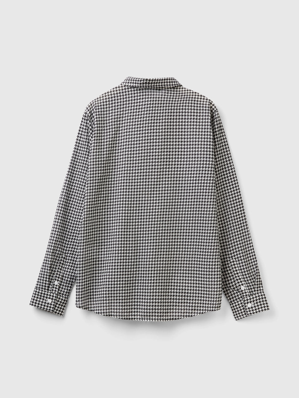 Camisa branca e preta pied-de-poule - ucb_image_BS