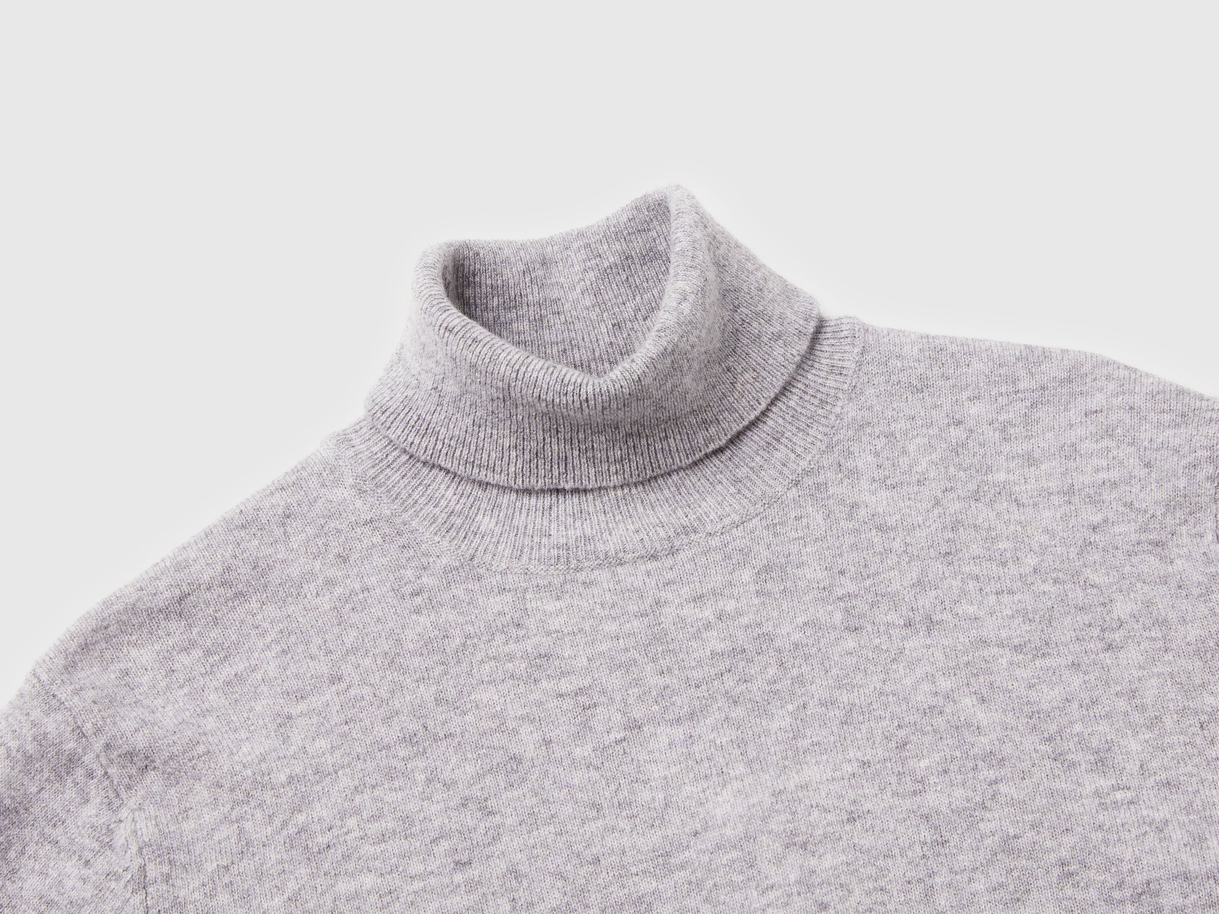 Camisola de gola alta cinza mélange em pura lã Merino - ucb_image_DS1