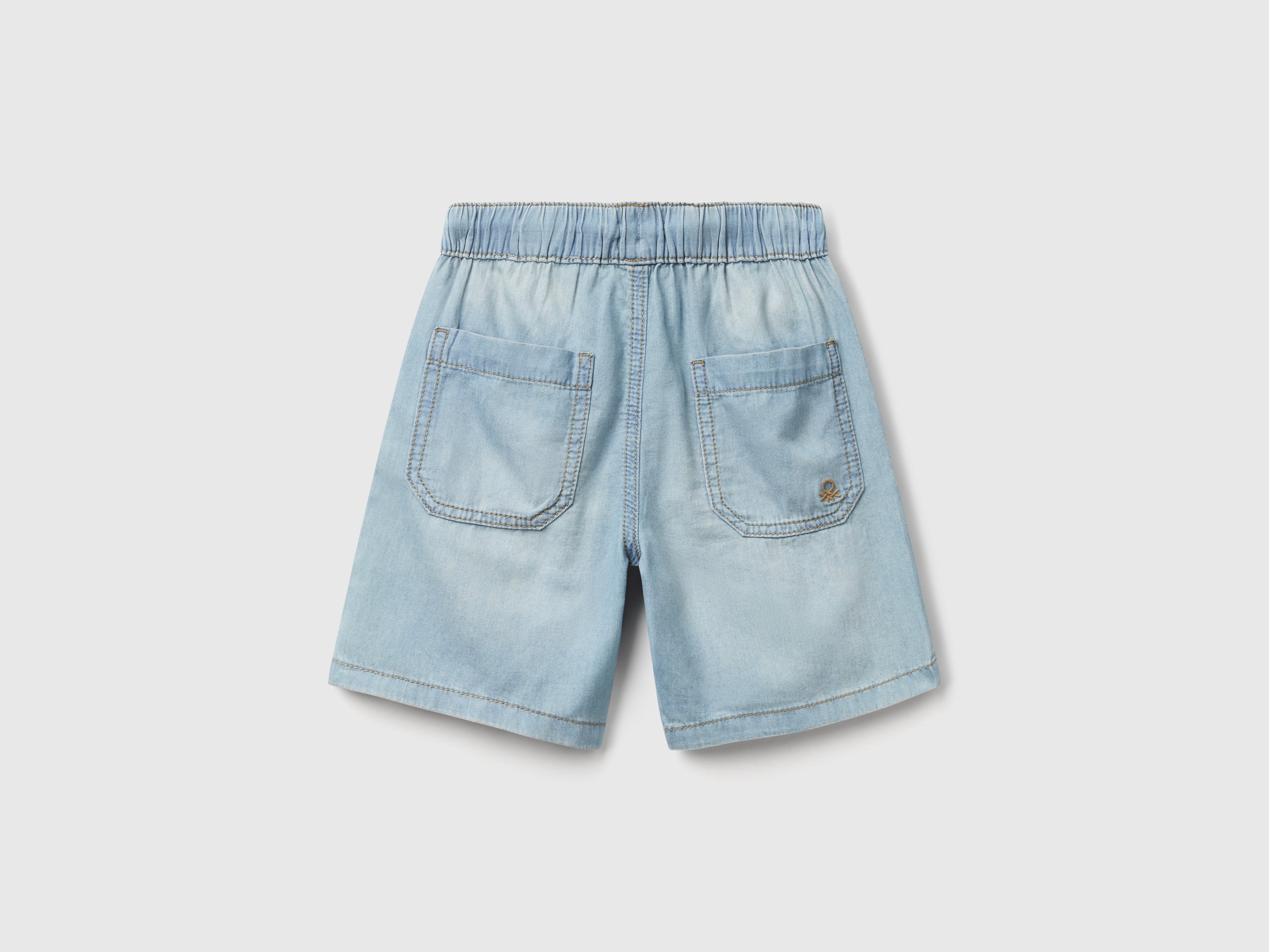 Bermuda shorts in chambray - ucb_image_BS