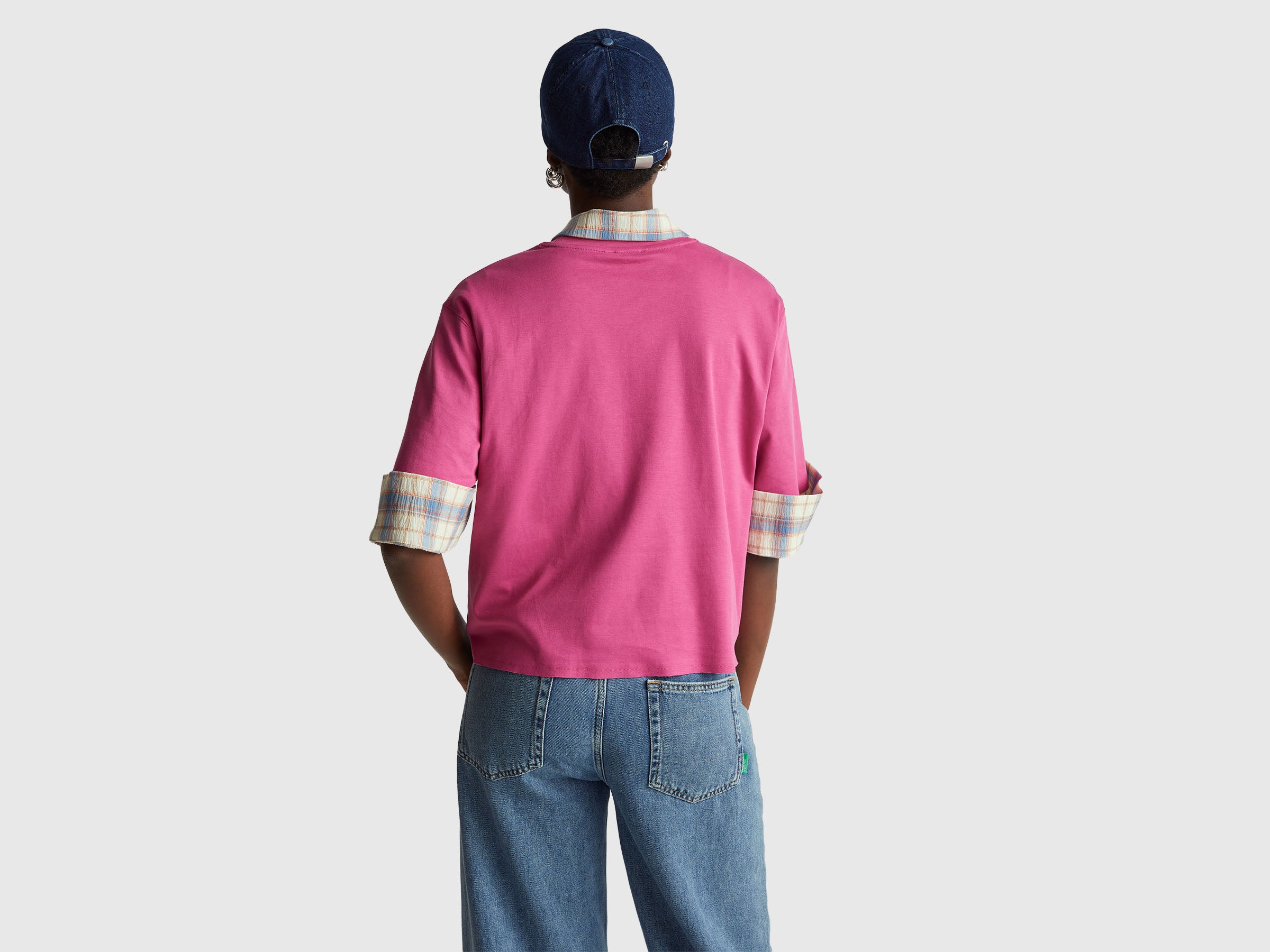 T-shirt com slogan - ucb_image_B