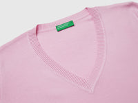 Pink V-neck sweater in tricot cotton - ucb_image_DS1