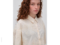 Camisa cropped com bordados florais - ucb_image_FY