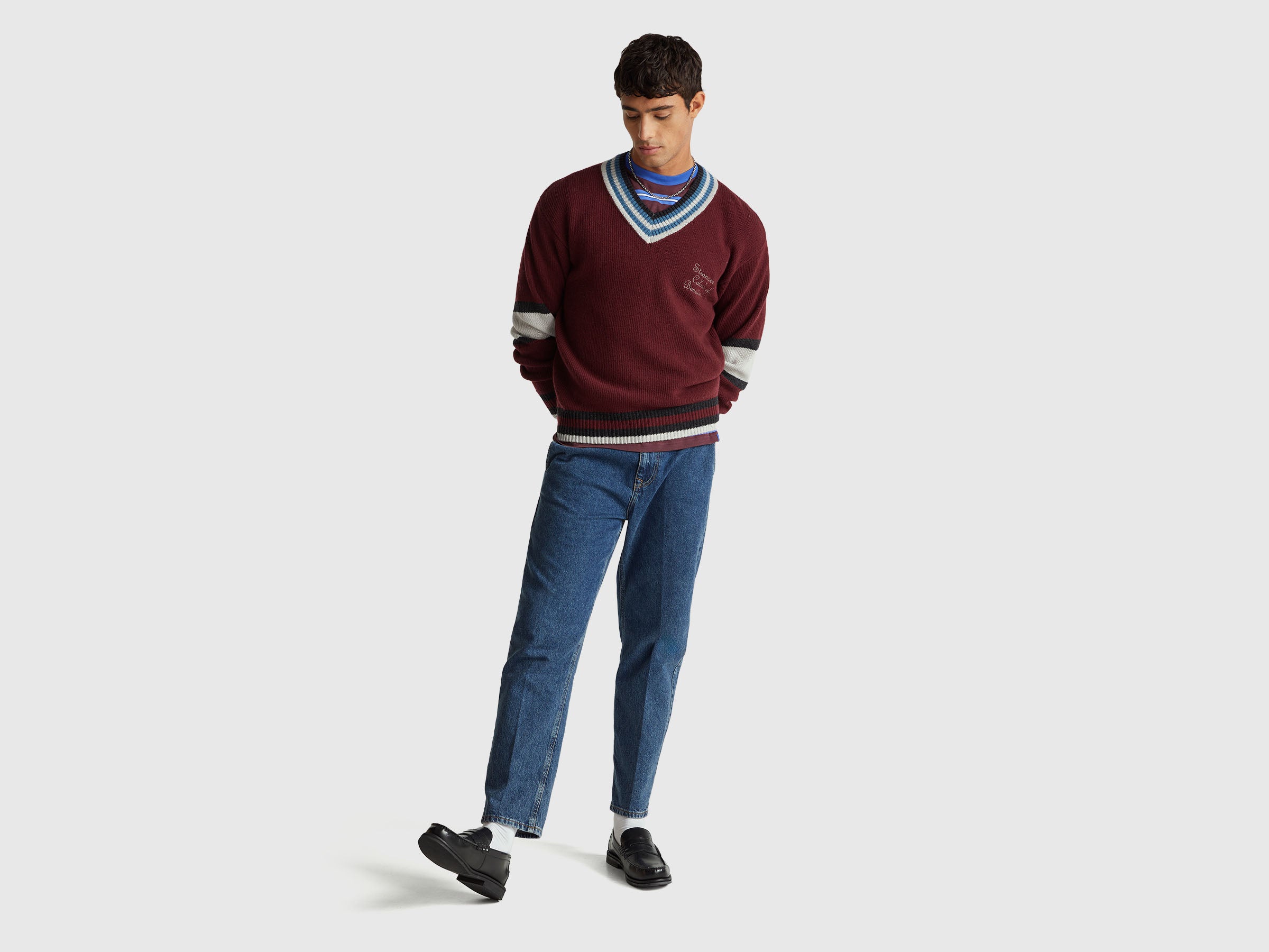 Camisola decote em V Stranger Things - ucb_image_FY