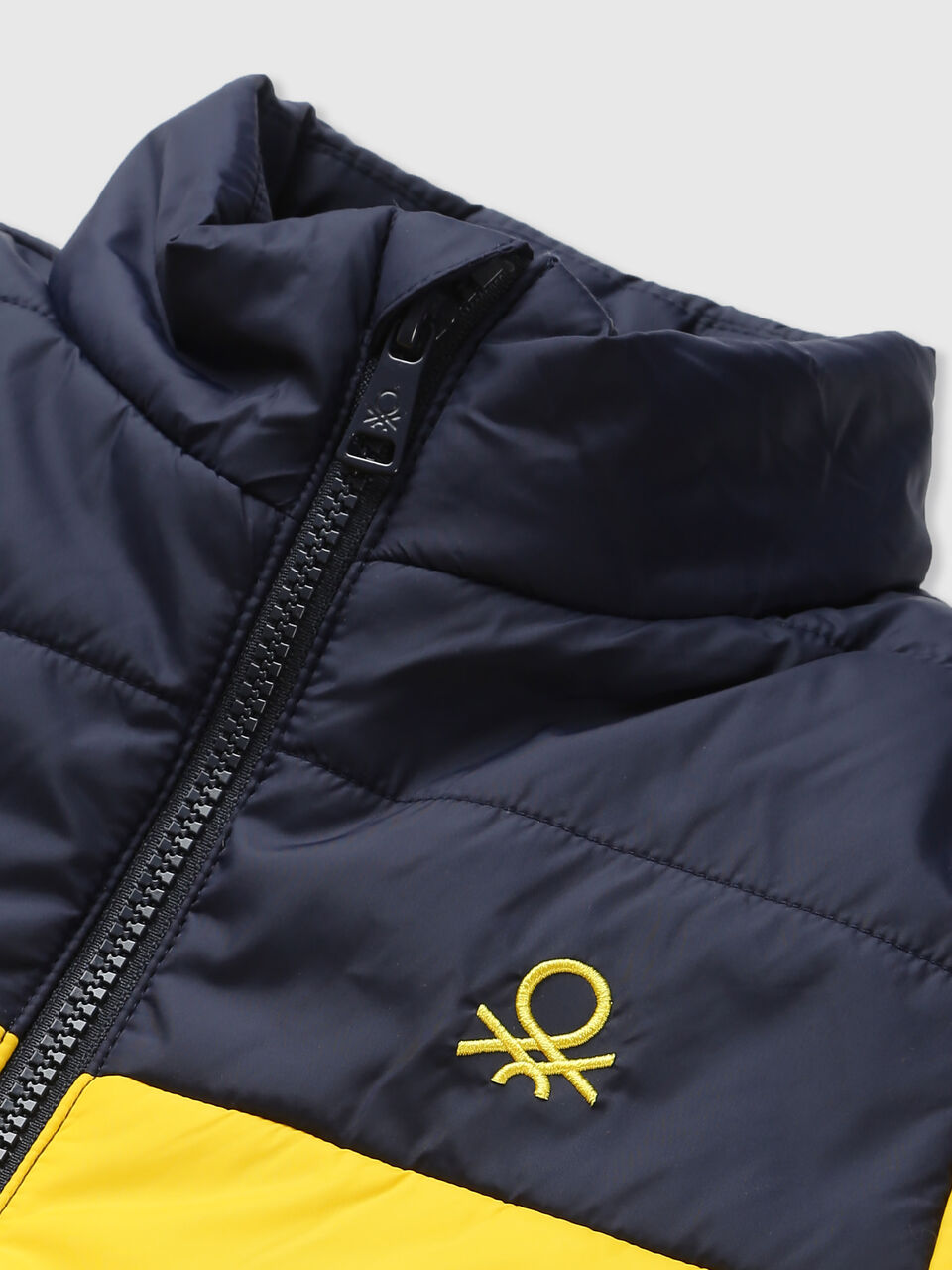 CORE FULL SLEEVE COLOR BLOCK image number null