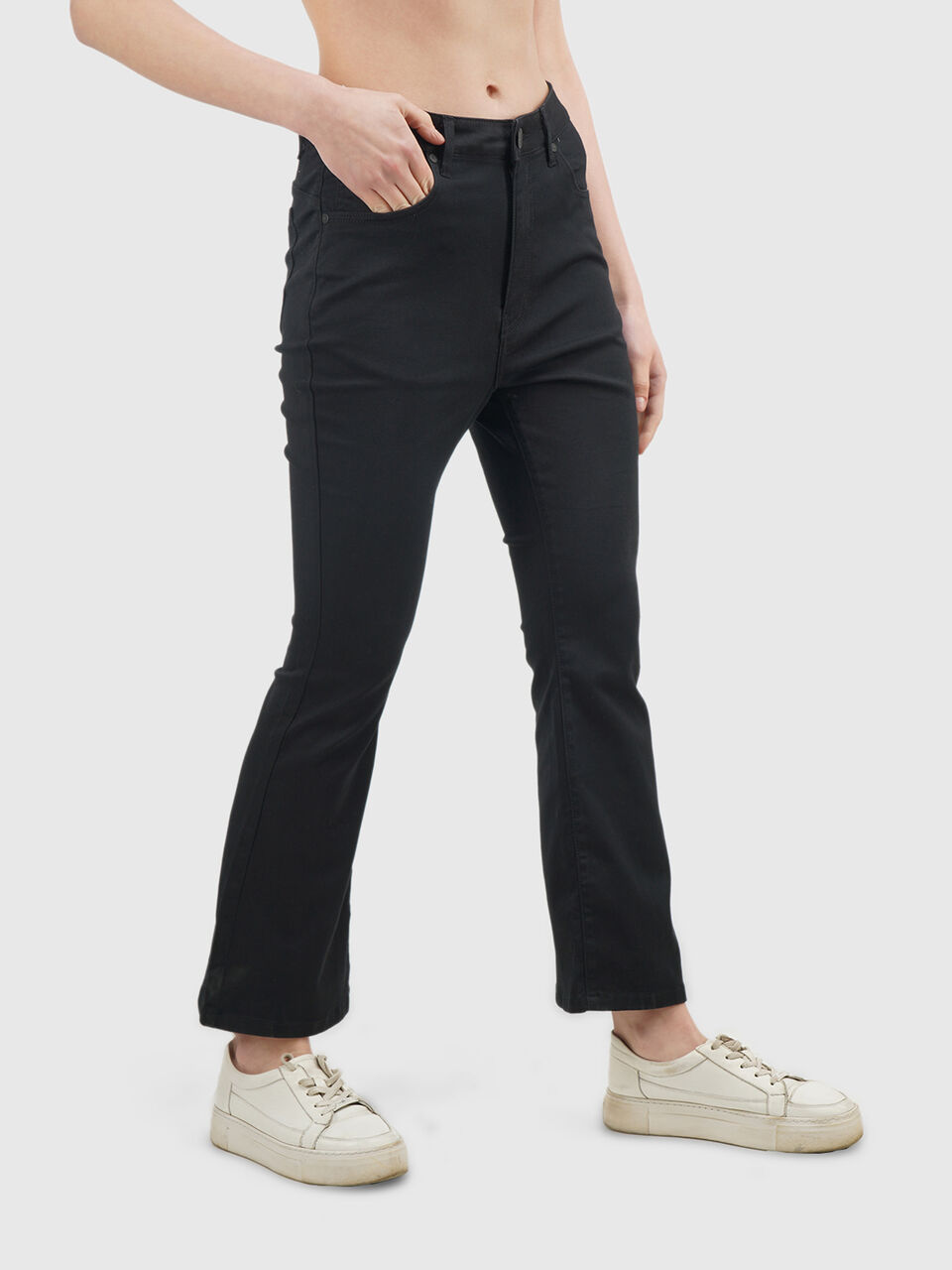 Basic Boot Cut With 5 Pockets - Black image number null