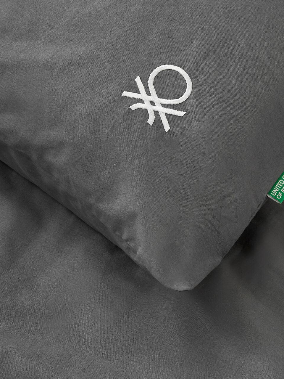 255x200 cm duvet cover and two pillowcases image number 2