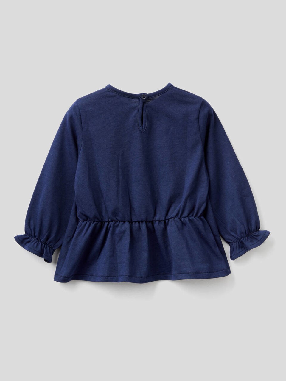 T-shirt with frill on the back image number 2
