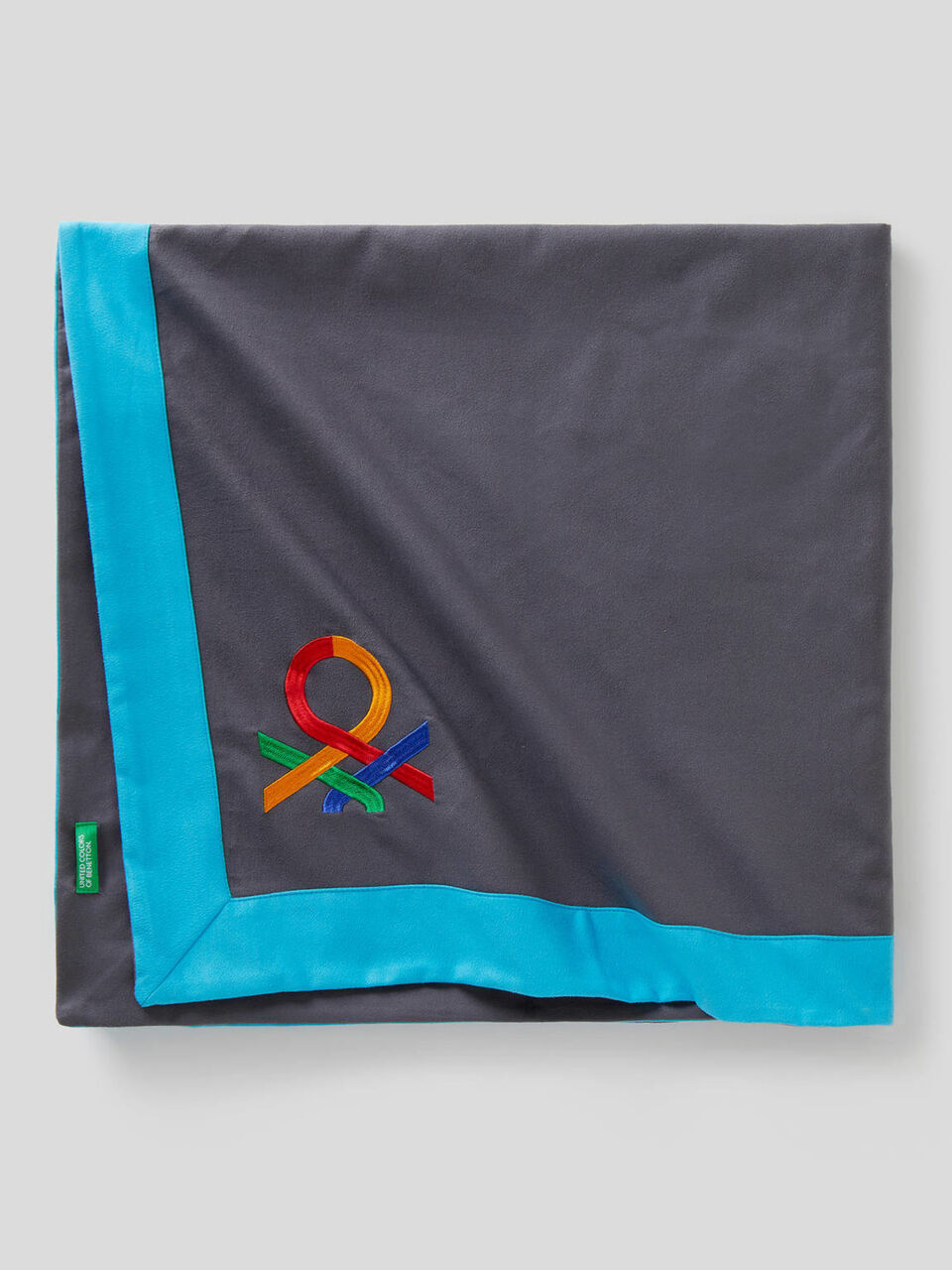 Microfiber beach towel image number 1