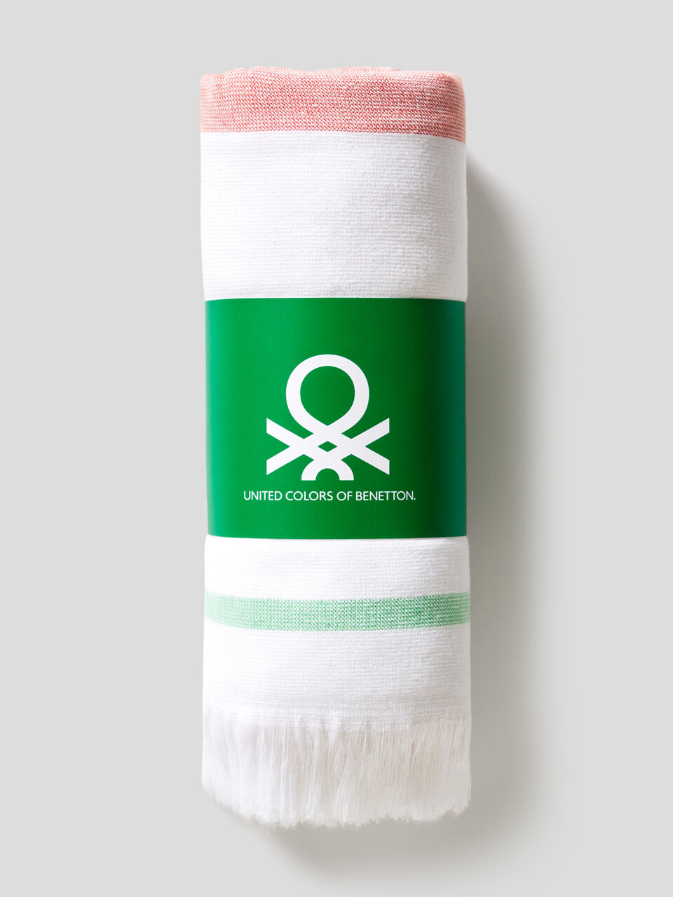 Striped beach towel in 100% cotton image number 1