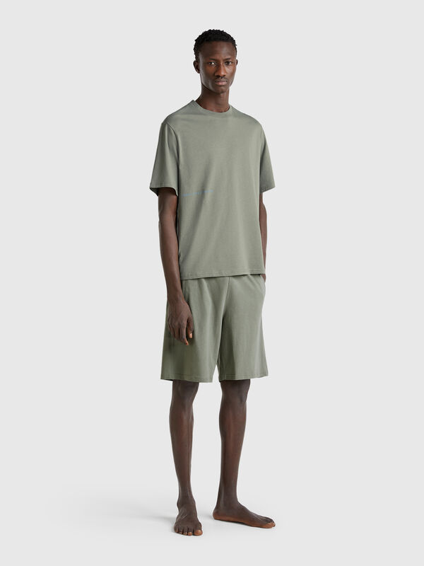 Shorts with logoed elastic Men