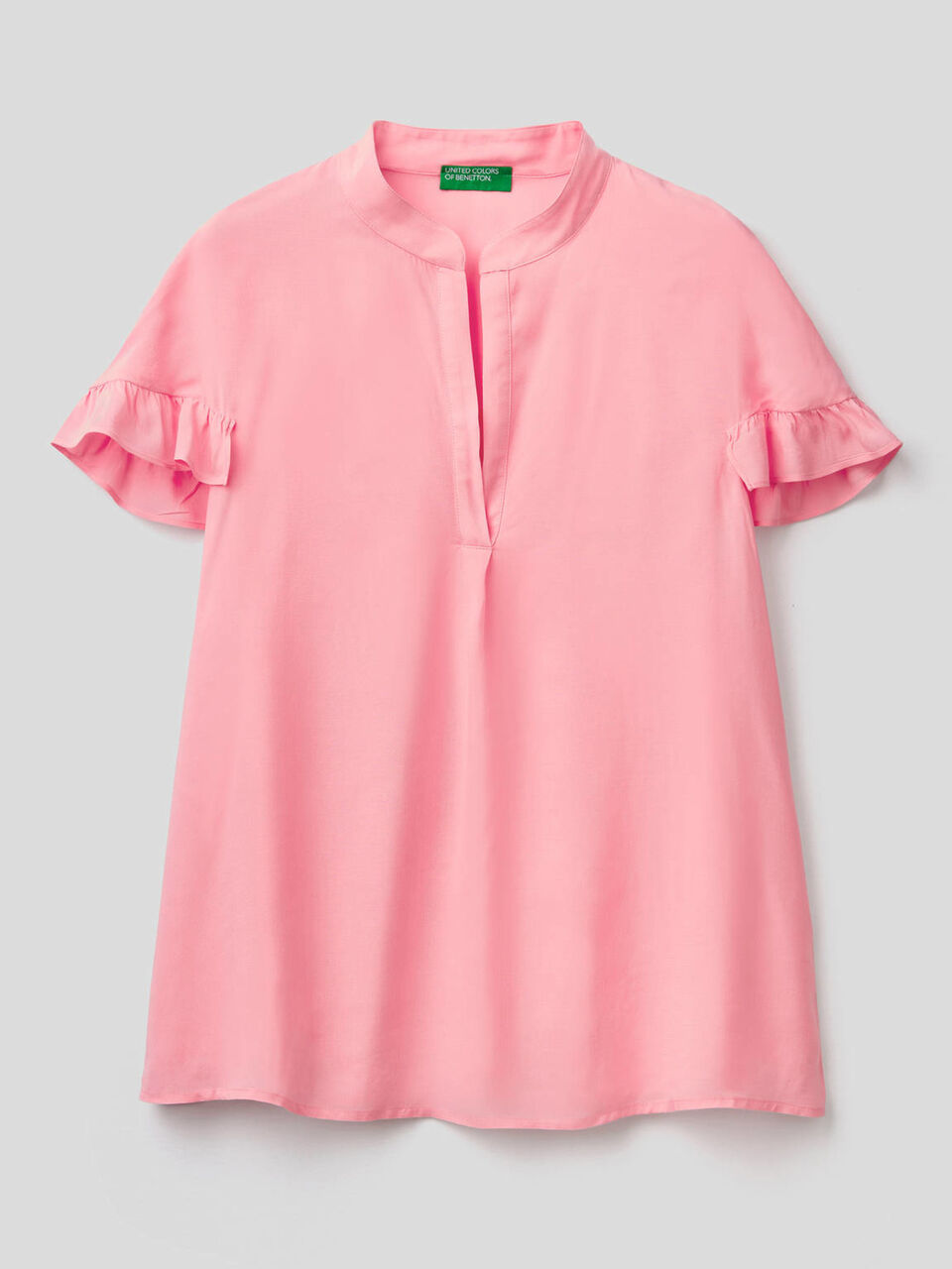 Short sleeve blouse with rouches image number 1