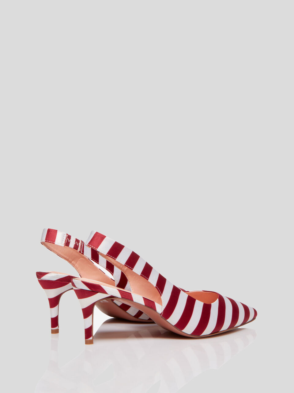Pumps with allover print image number 2