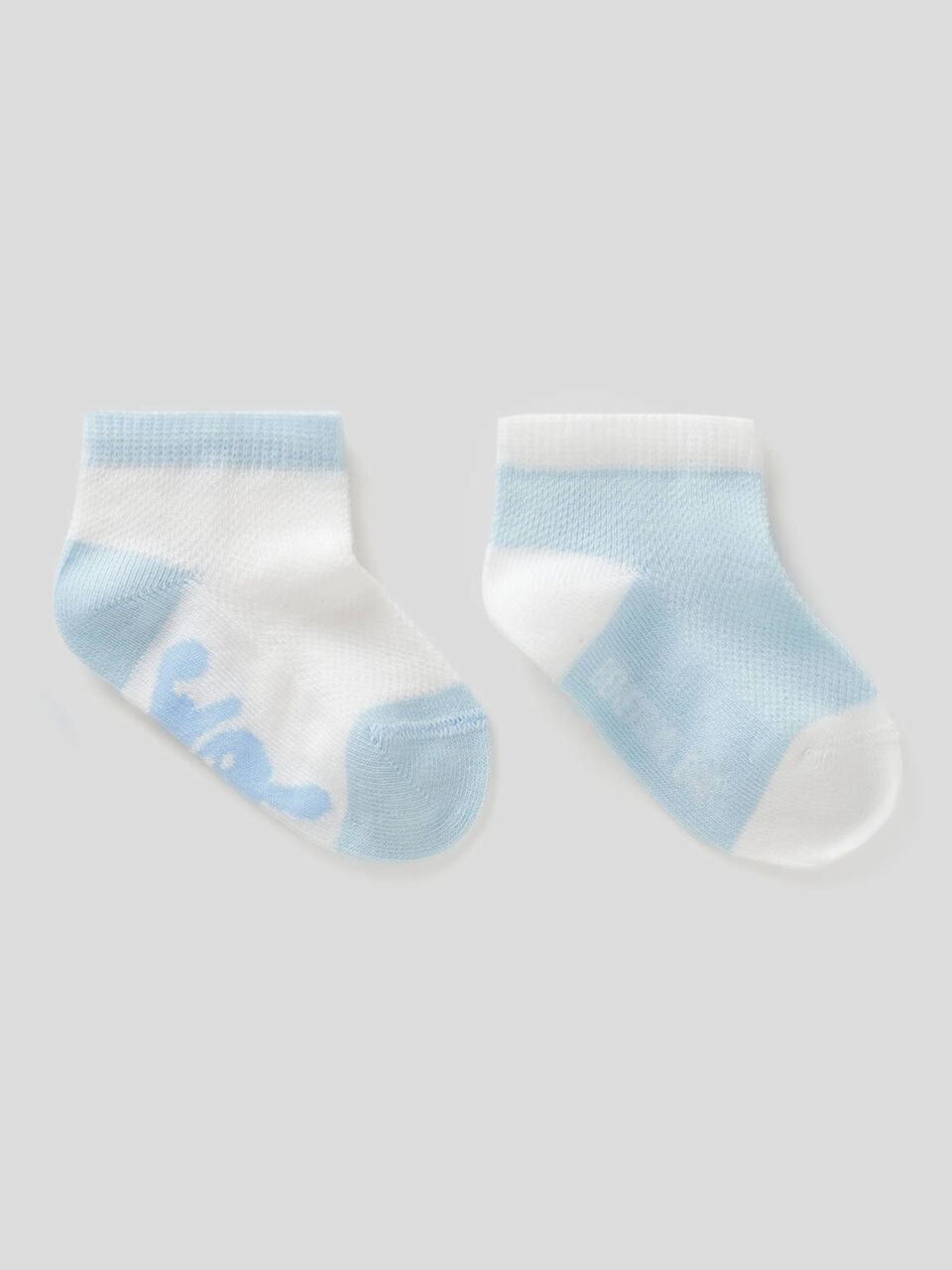 Two-tone sock set image number 1