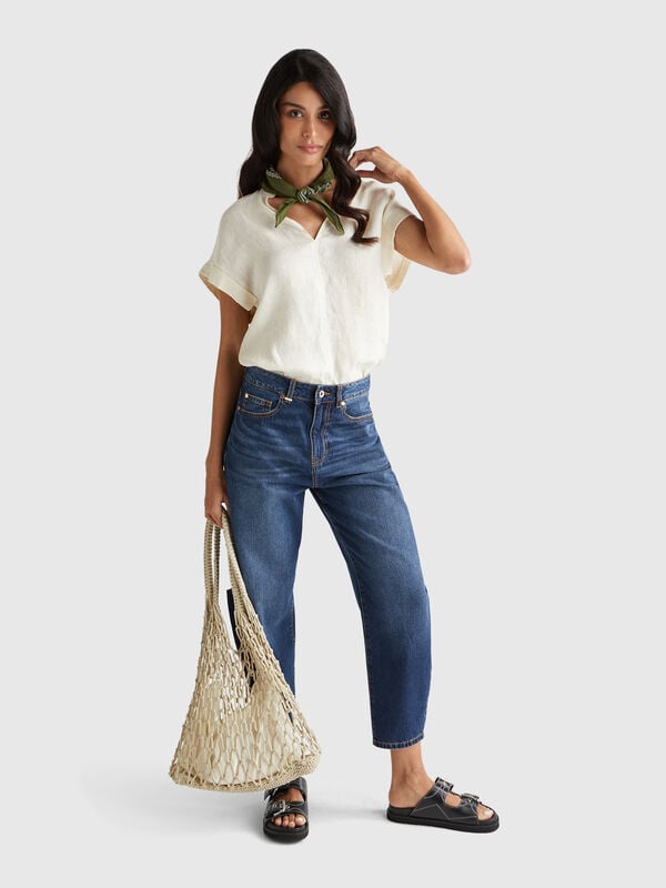 Blouse with V-neck Women