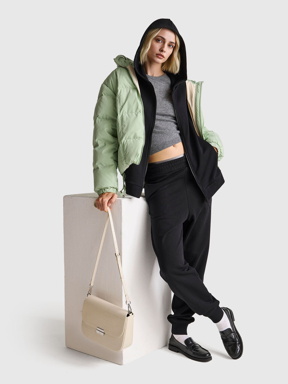 JACKET W/HOOD L/S Women image number null