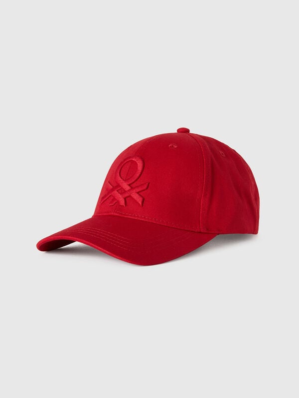 Baseball hat with embroidered logo Men