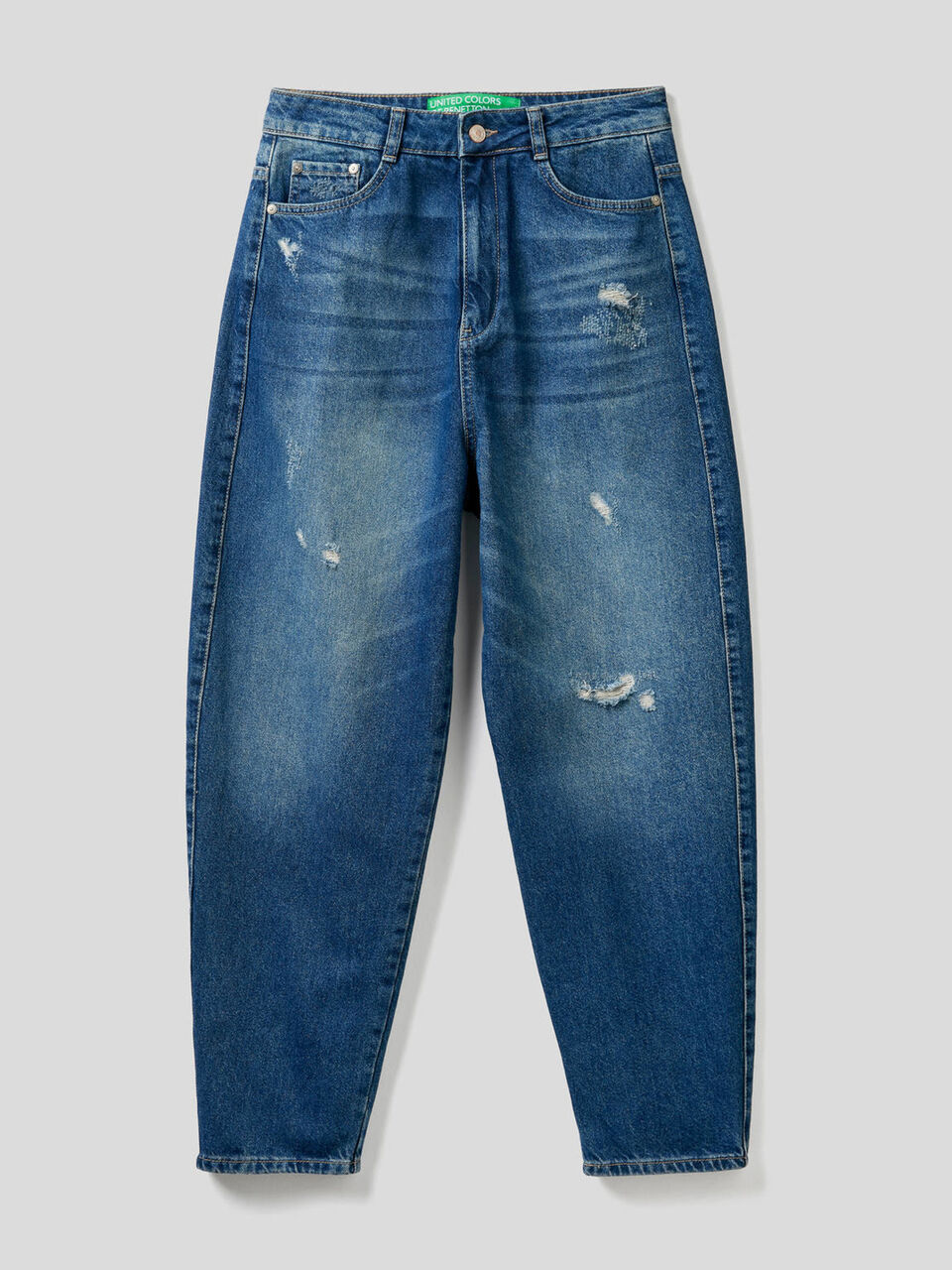 Carrot fit jeans in 100% cotton denim image number null