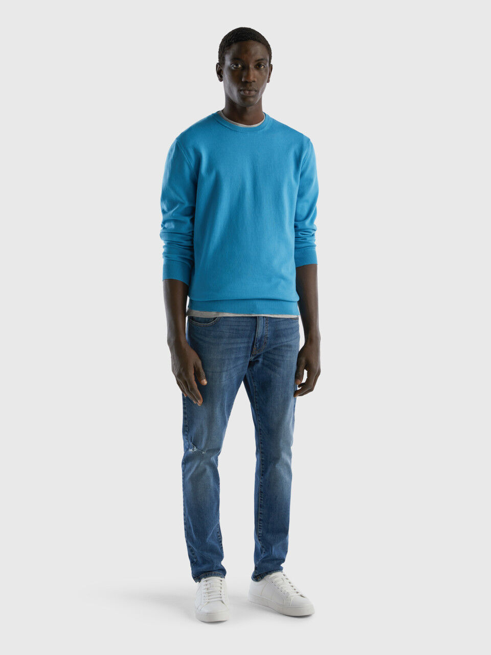 Crew neck sweater in 100% cotton