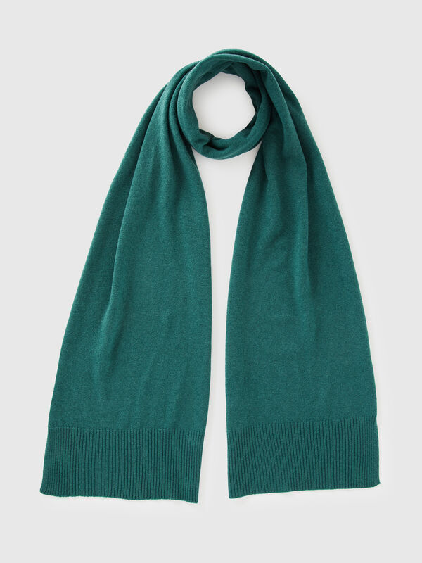 Green scarf in pure Merino wool Women