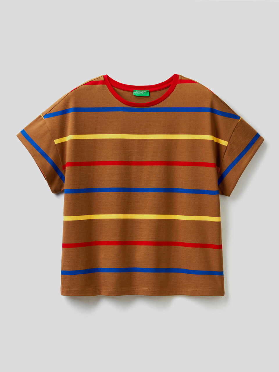 Striped t-shirt with clashing details image number 1