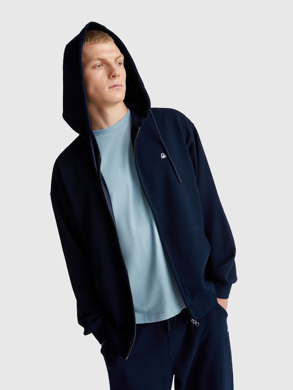 JACKET W/HOOD L/S Men image number null