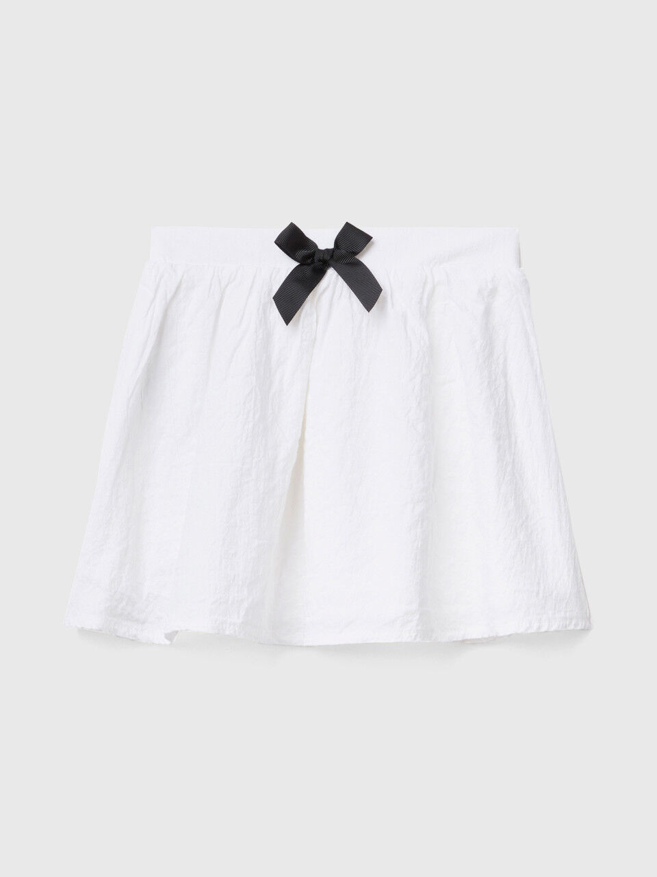 Miniskirt with bow