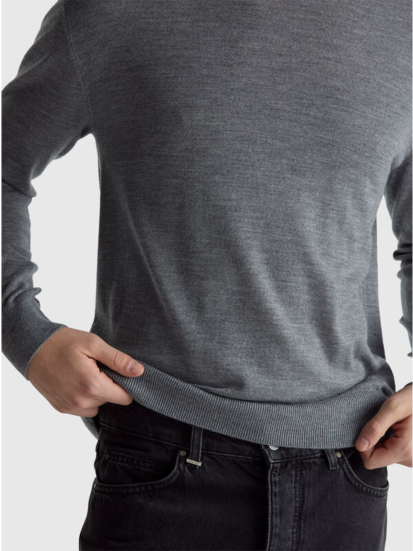 Gray sweater in pure Merino wool Men