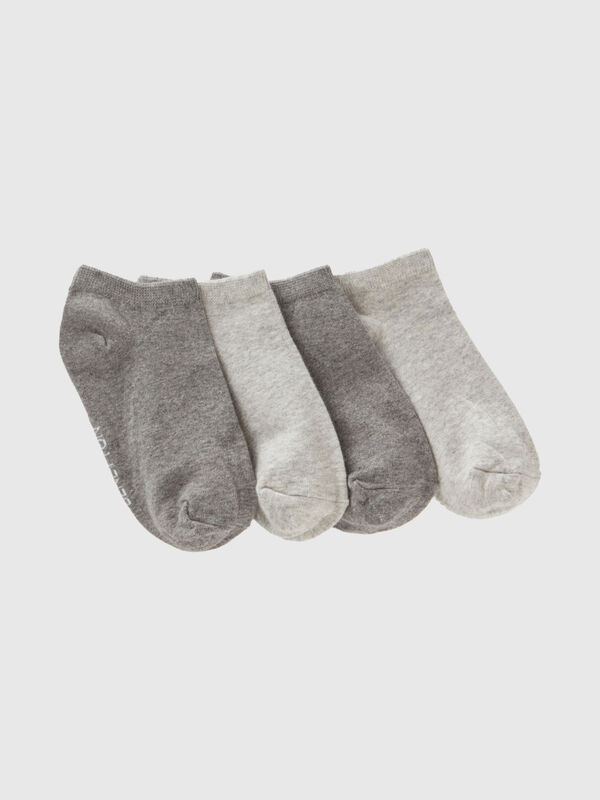 Four pairs of short socks