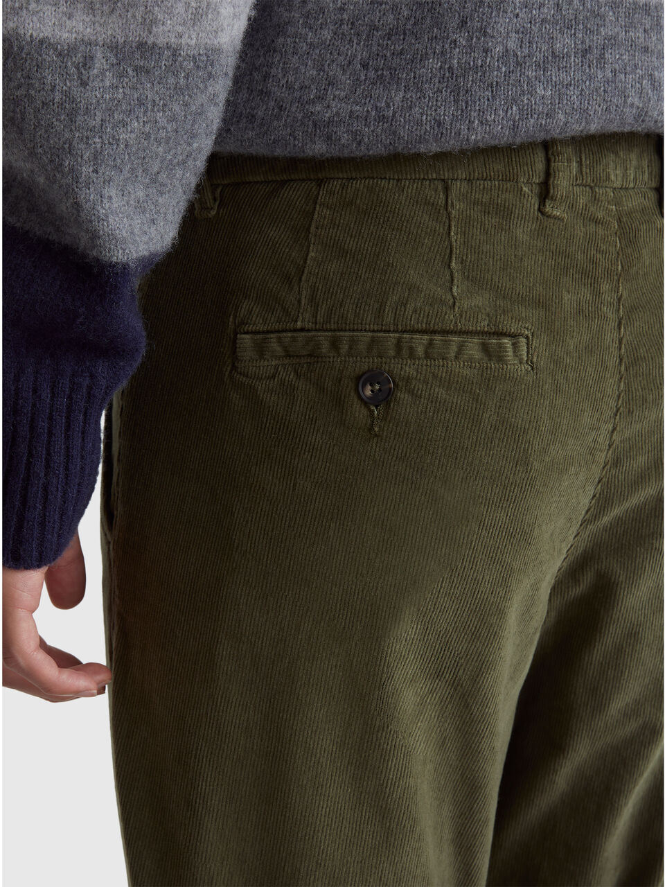 TROUSERS Men image number null