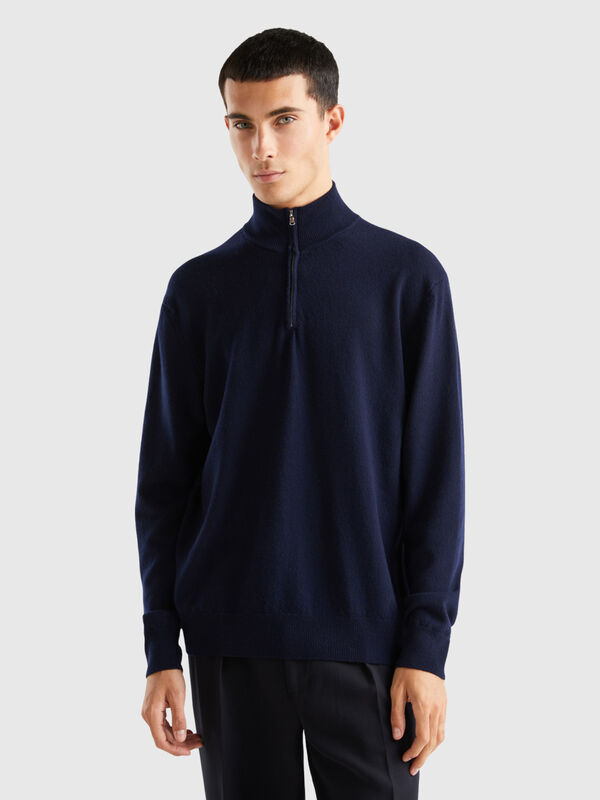 Dark blue zip-up sweater in 100% Merino wool