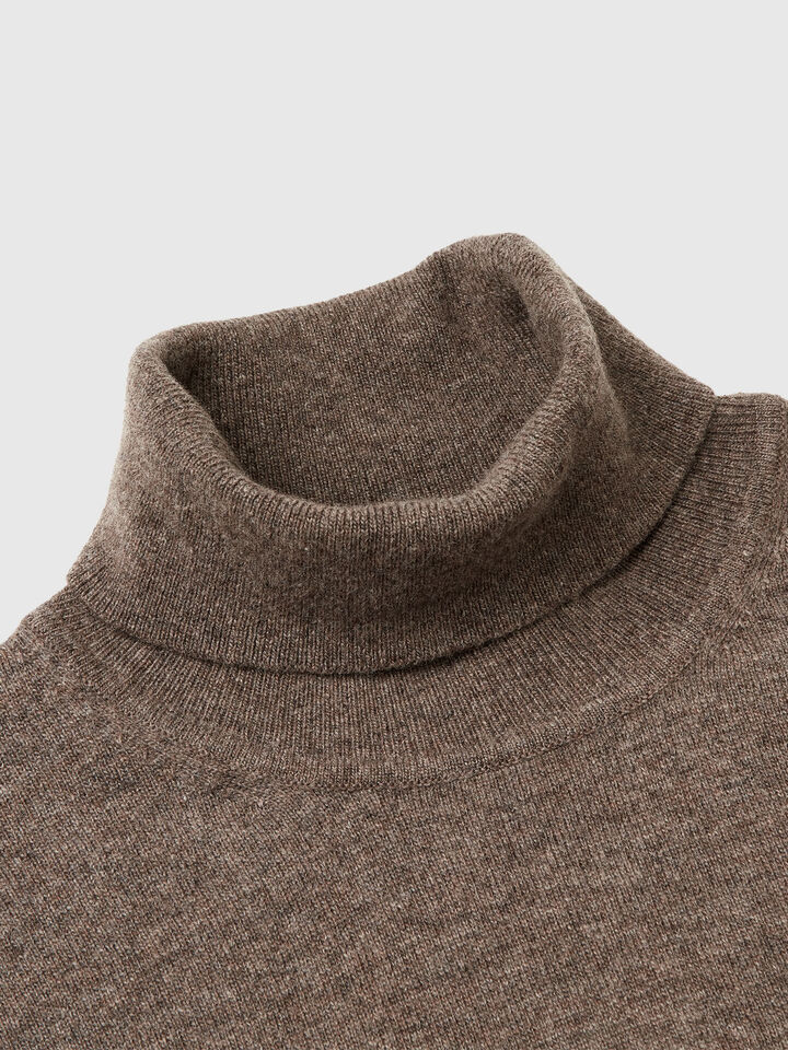 TURTLE NECK SWEATER Men image number 6