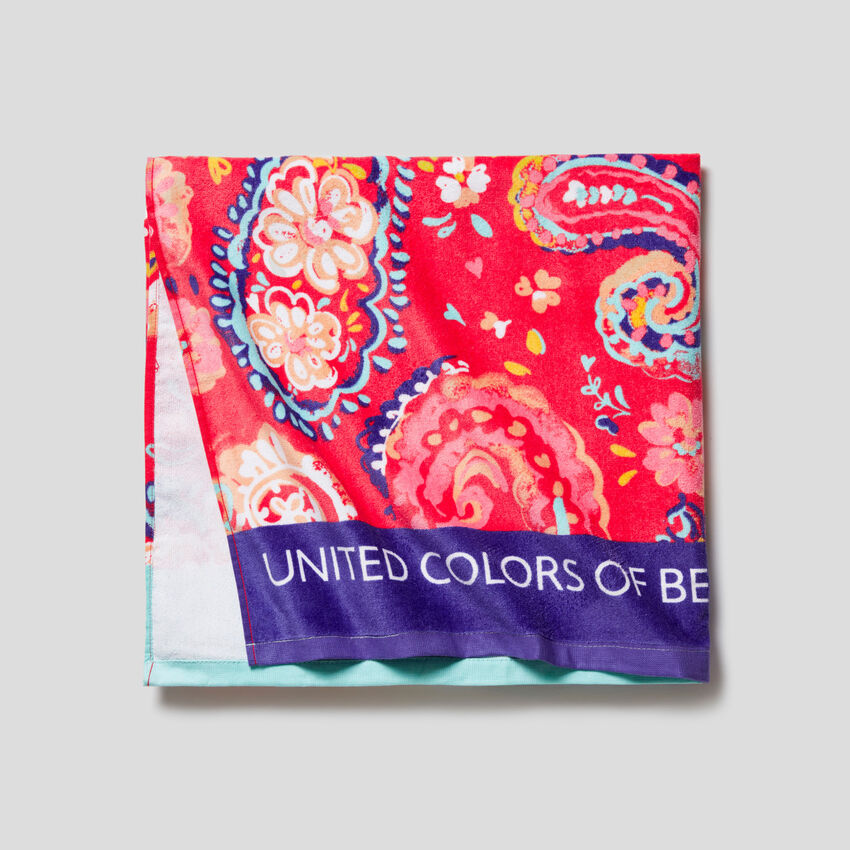 Patterned beach towel in pure cotton