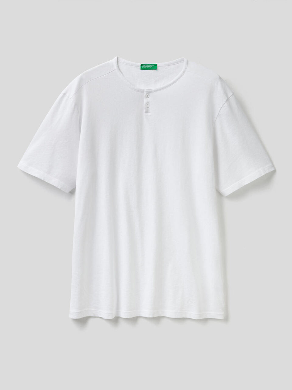 Henley t-shirt in linen blend image number 1