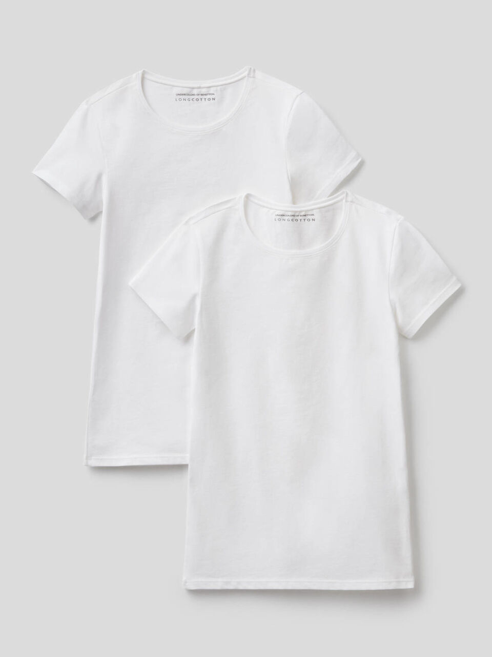 Set of two white nightshirts image number 1