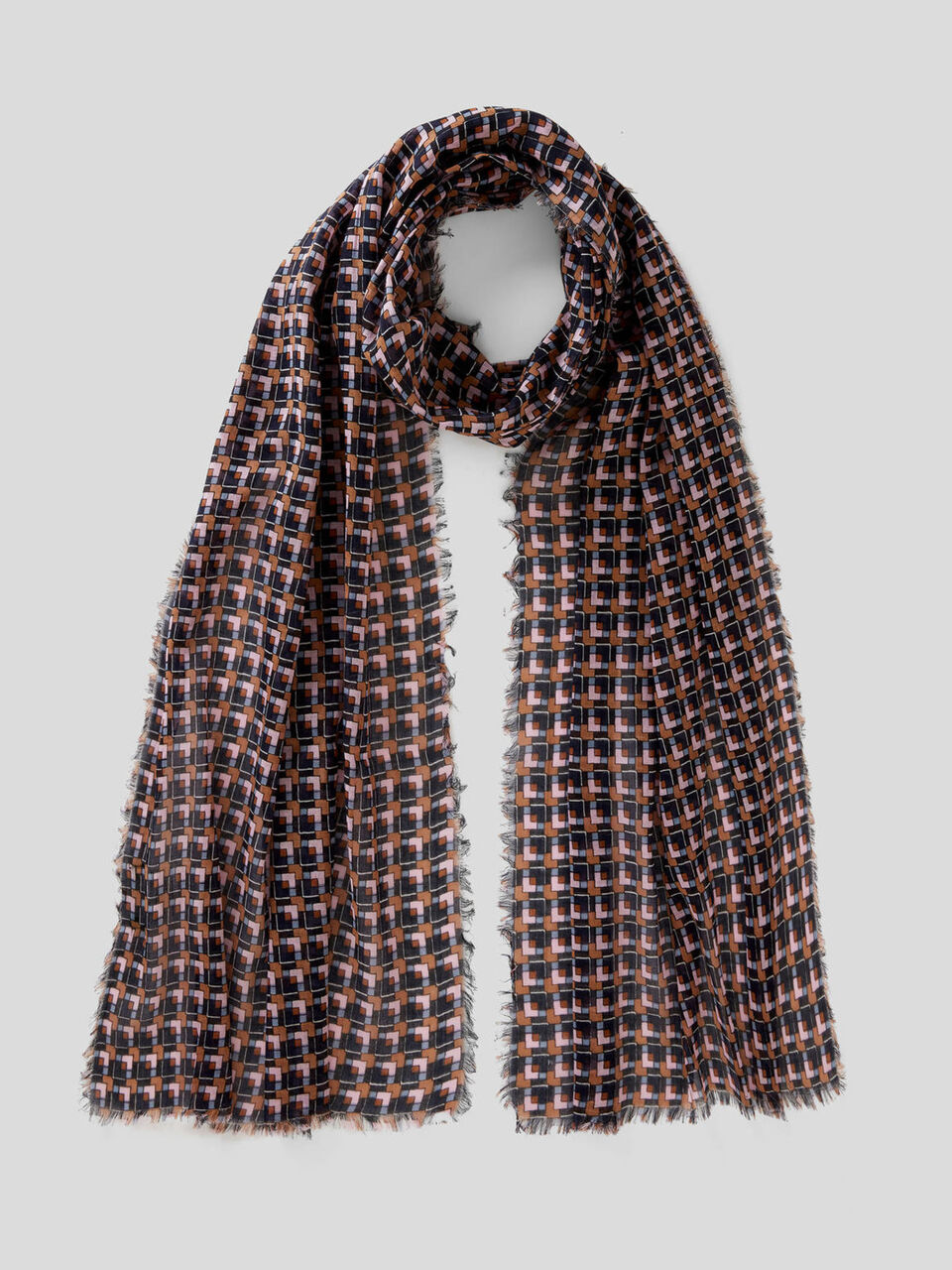 Patterned scarf in 100% organic cotton image number 1