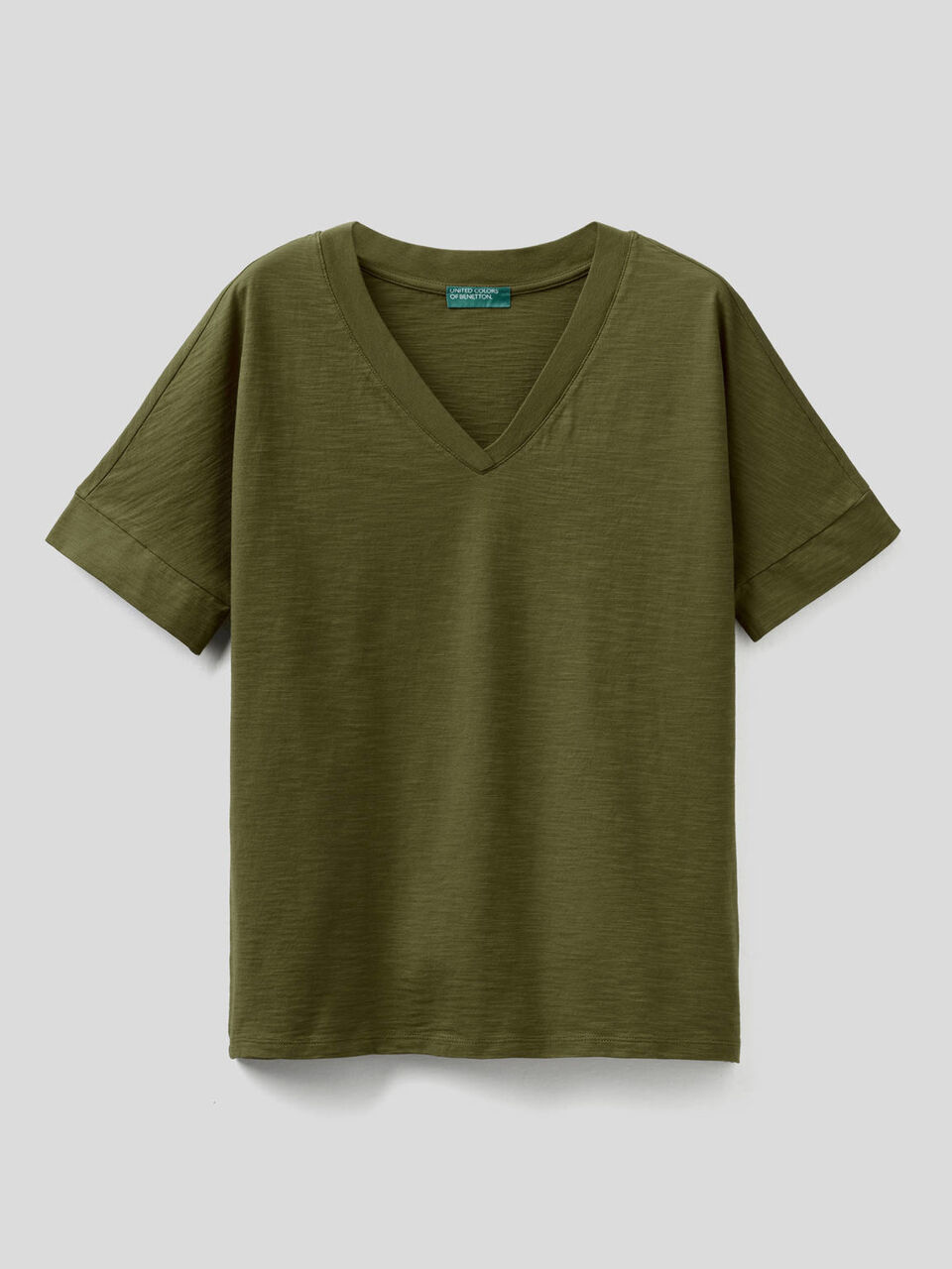 100% cotton t-shirt with V-neck image number 1