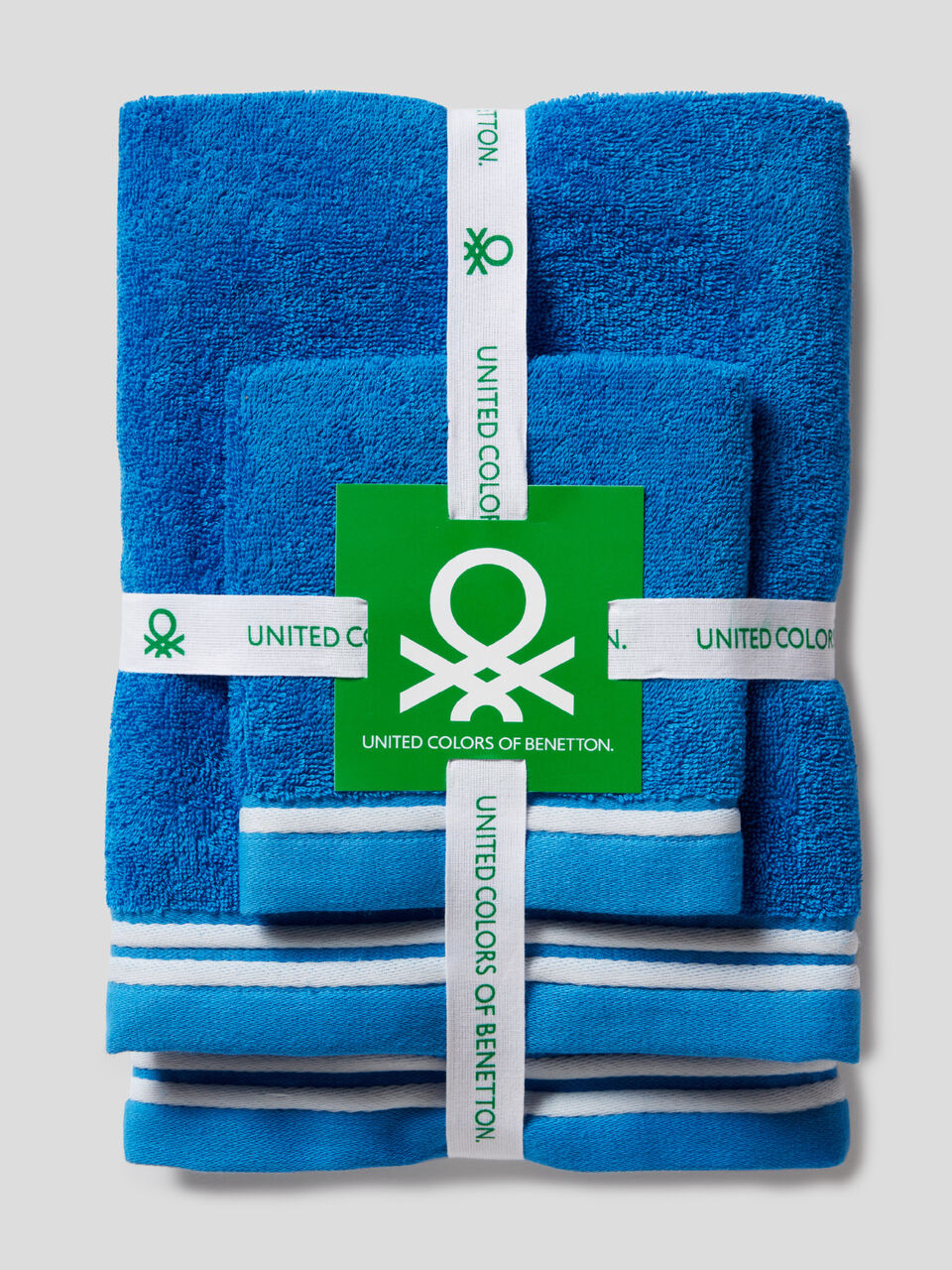 Three towels in pure cotton image number 1